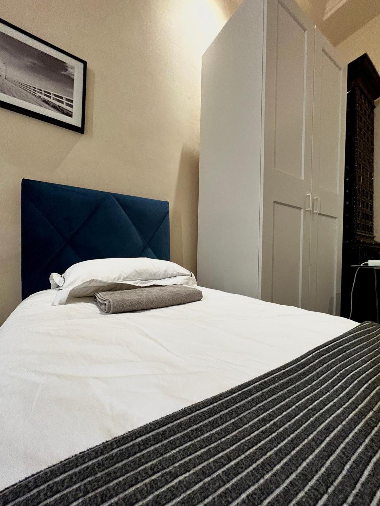 Harmony Aparthotel Krakau Exterior foto
